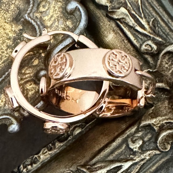 TORY BURCH • Rose Gold Miller Hoop Huggie Earrings - Picture 6 of 6